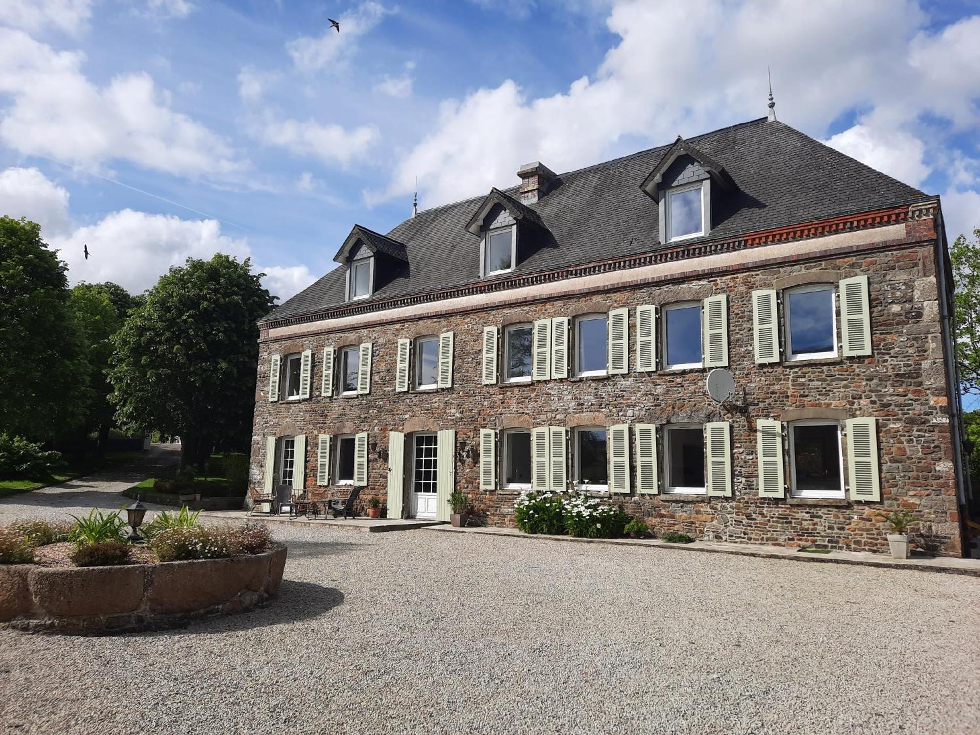 Chambres D'Hotes & Gites - Domaine Les Sources Portbail Exteriör bild