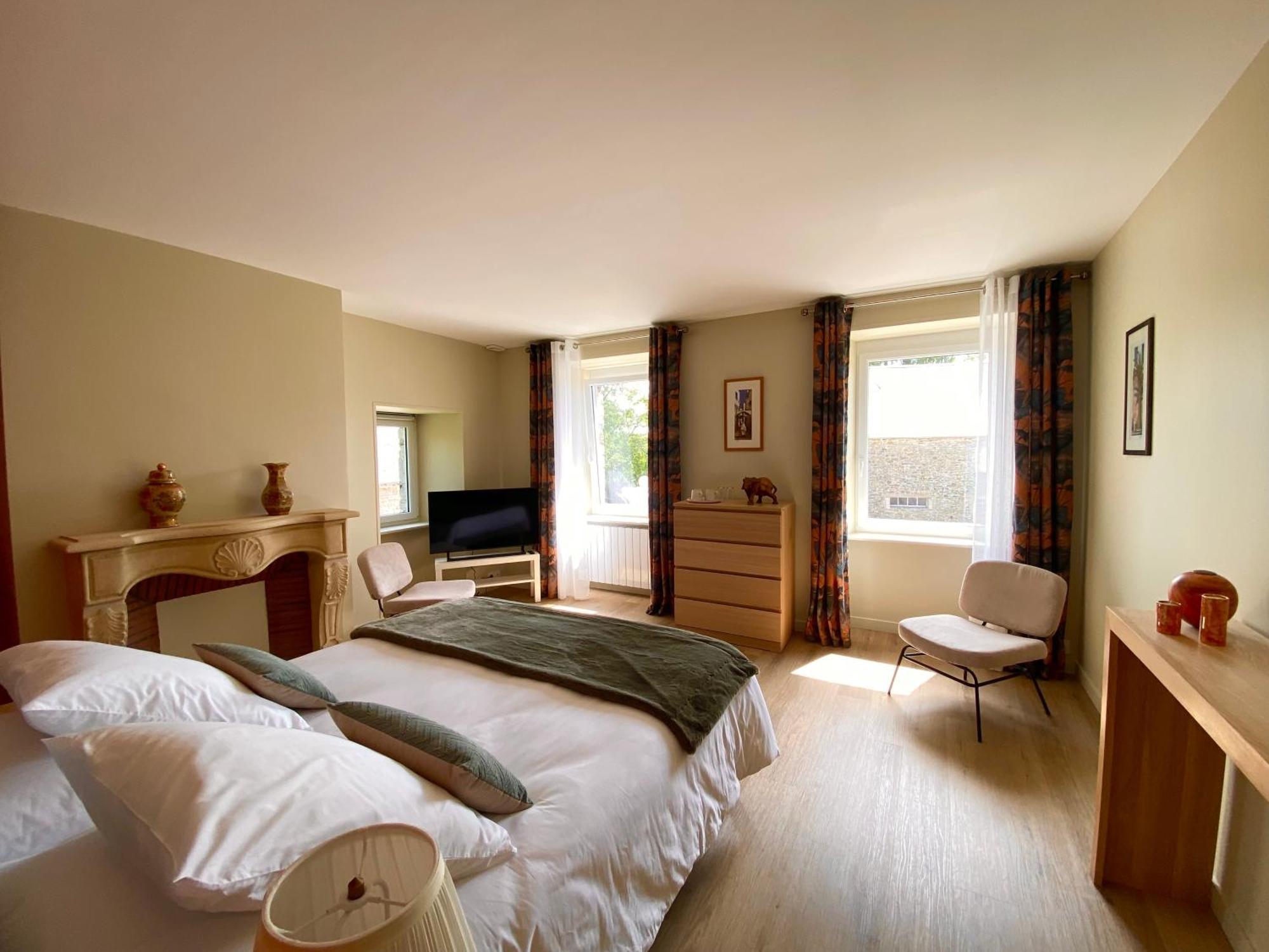 Chambres D'Hotes & Gites - Domaine Les Sources Portbail Exteriör bild
