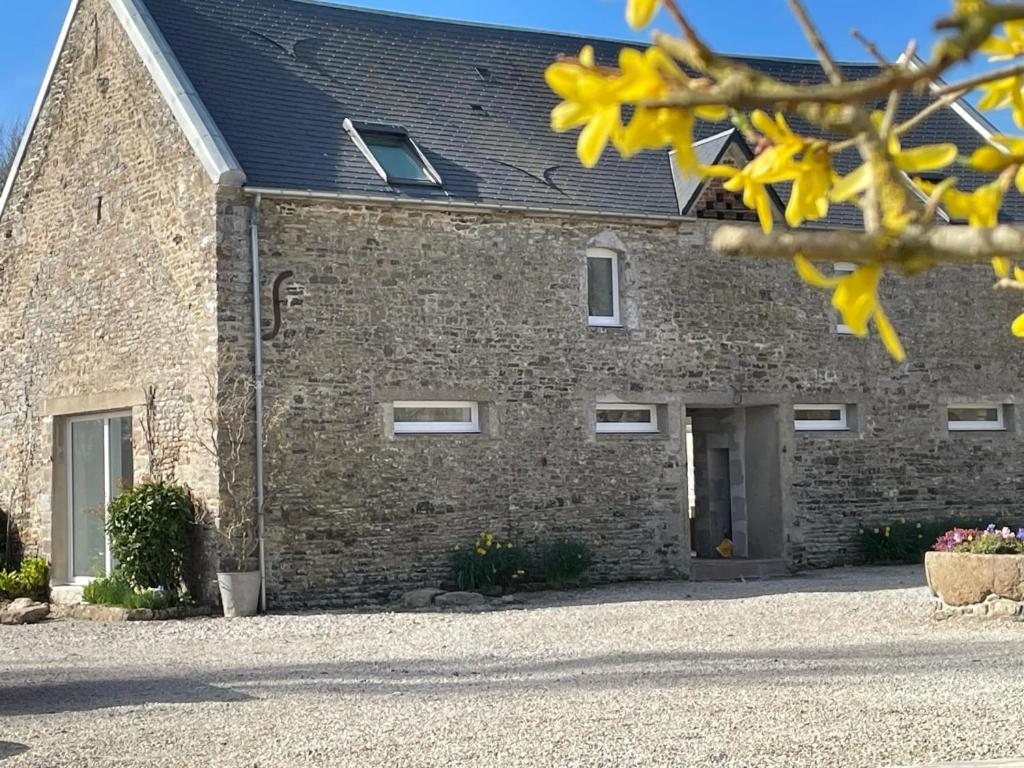 Chambres D'Hotes & Gites - Domaine Les Sources Portbail Exteriör bild