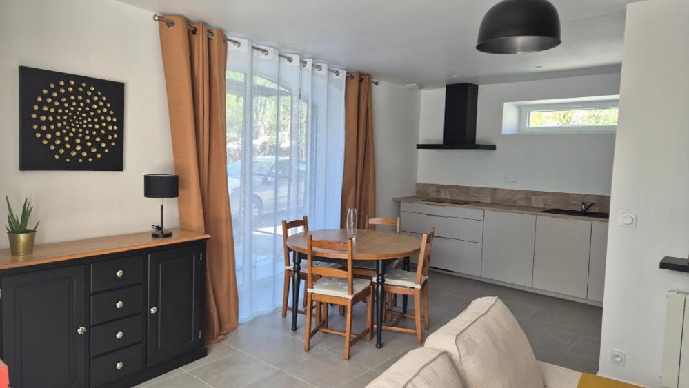 Chambres D'Hotes & Gites - Domaine Les Sources Portbail Exteriör bild