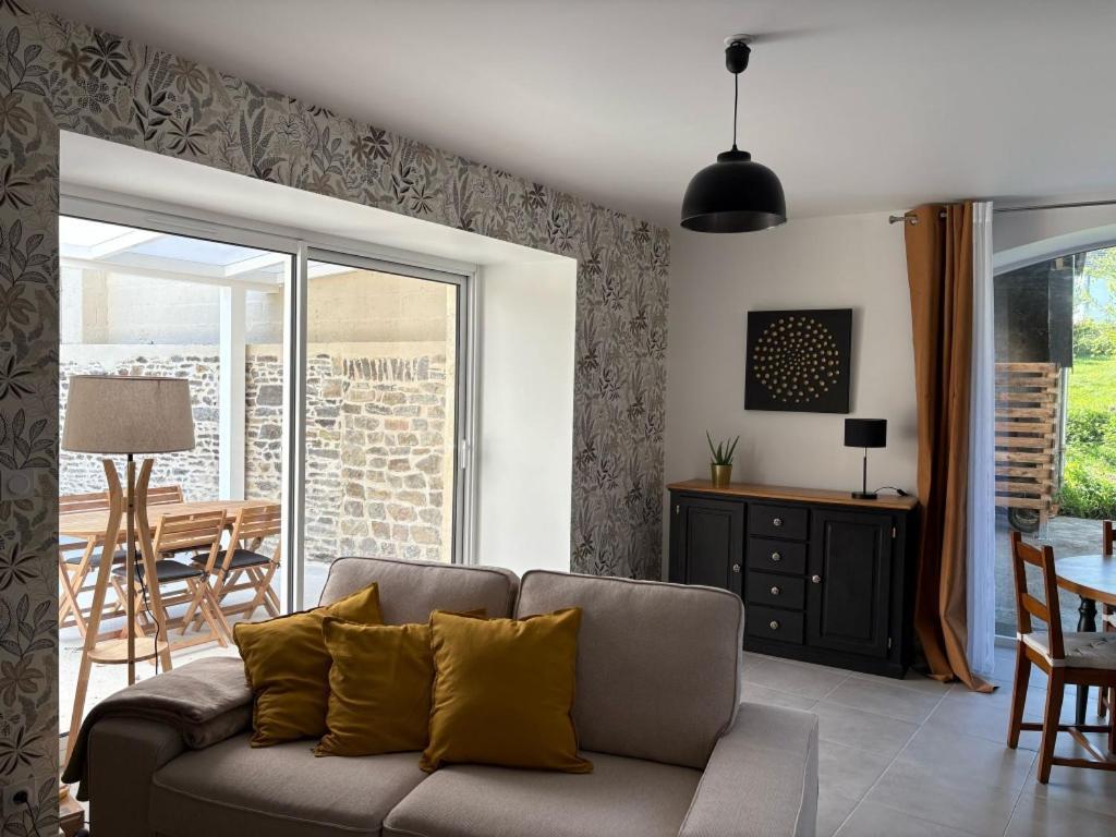 Chambres D'Hotes & Gites - Domaine Les Sources Portbail Exteriör bild